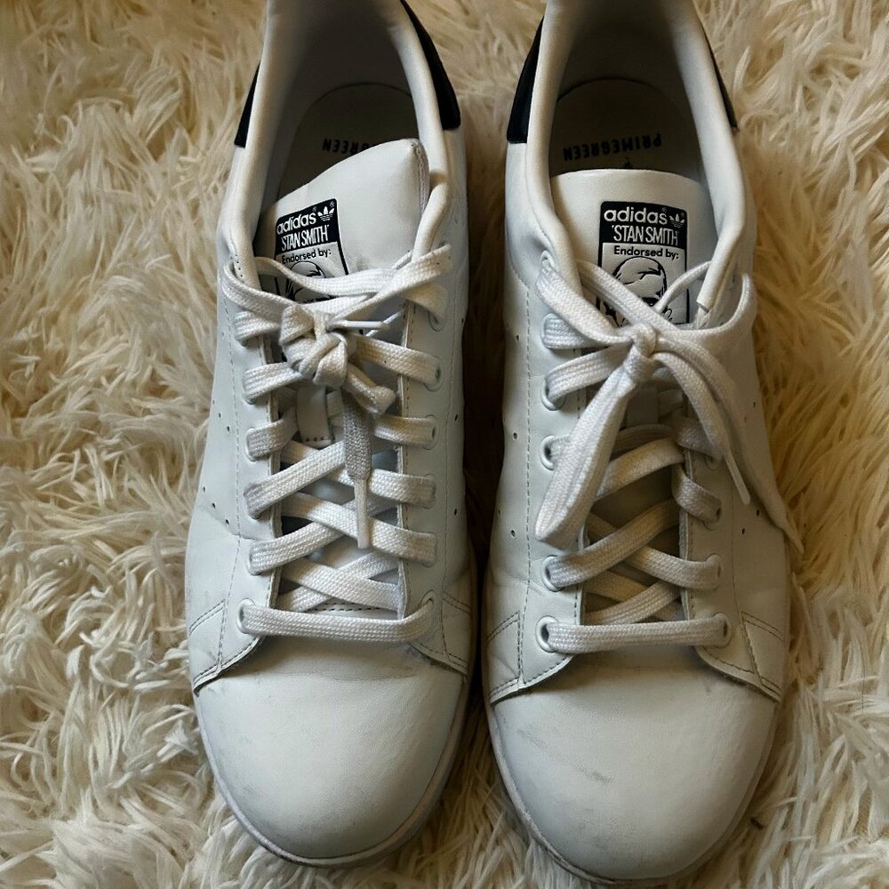 ADDIDAS STAN SMITH - GENTLY USED - SIZE 10
